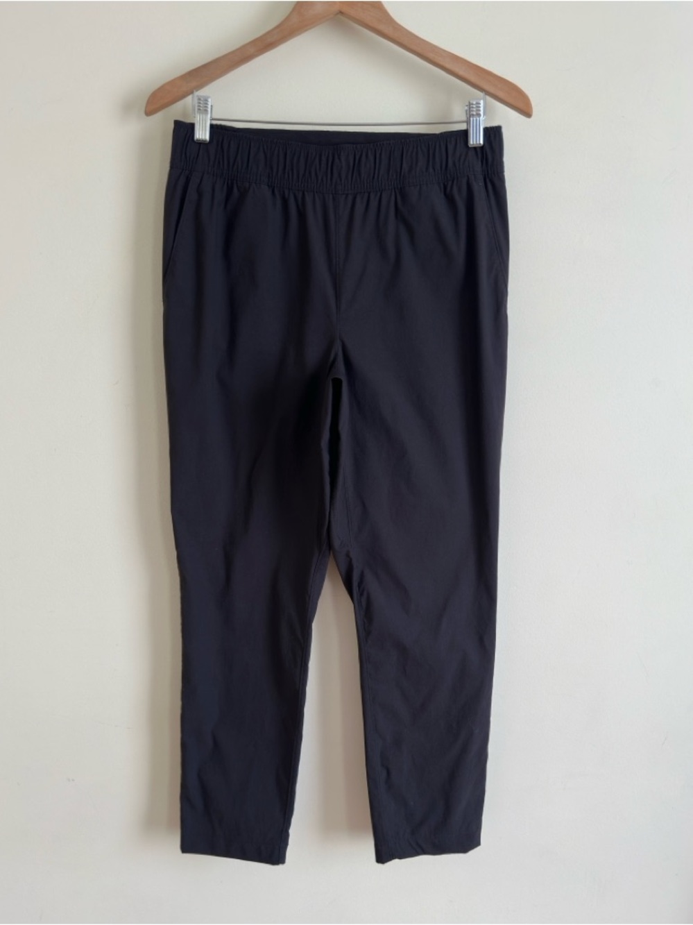 The North Face Women’s Black Athletic Pants Small Zip Pocket Track Pants